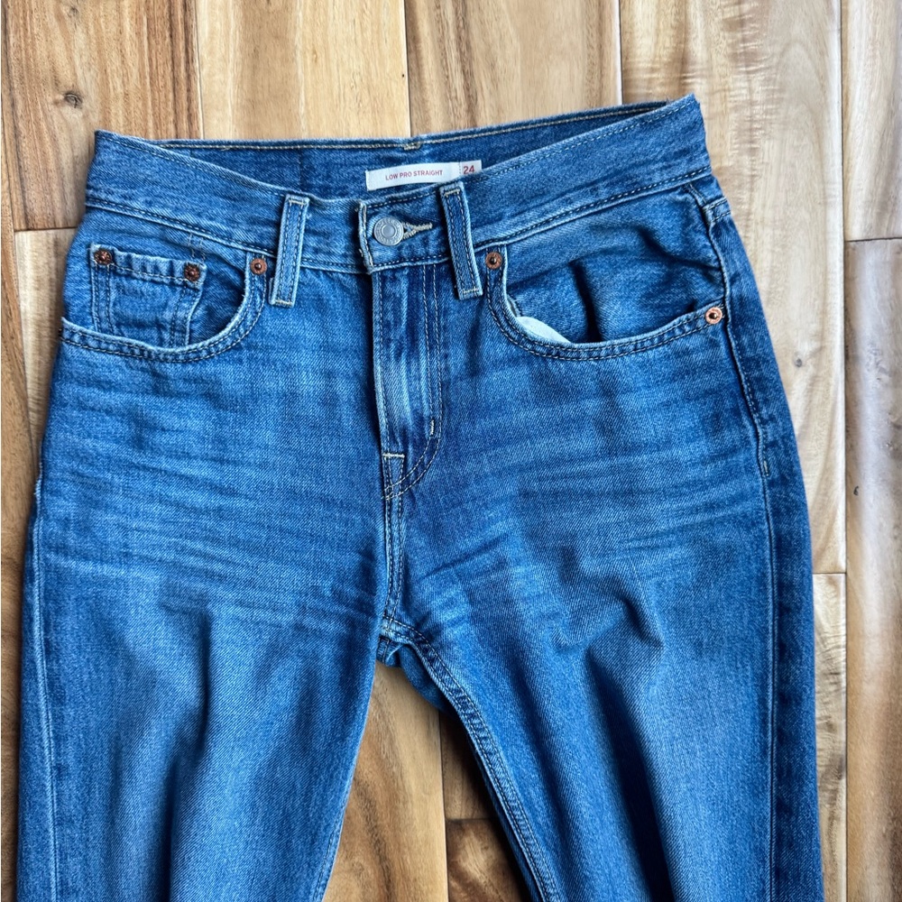 Levi’s Low Pro Straight Size 24 Blue Jeans - Picture 3 of 14